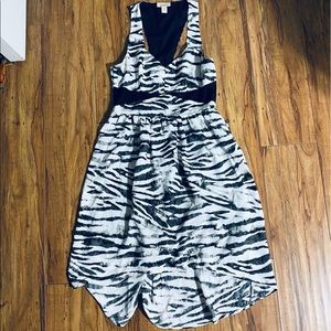 Tiger Animal Print Asymmetrical Hem Dress 🐅